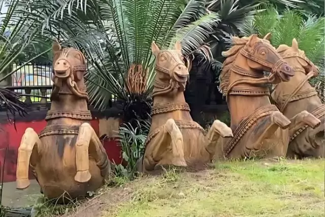 Nagpur Zero Mile Taxi Service